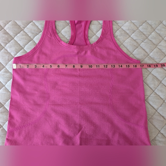 LIKE NEW Lululemon Swiftly Tech Racerback Tank, Waist Length, Pink, Size 8 - Picture 6 of 7